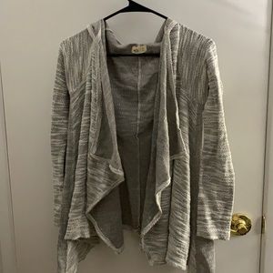 HOLLISTER CARDIGAN SIZE XS!